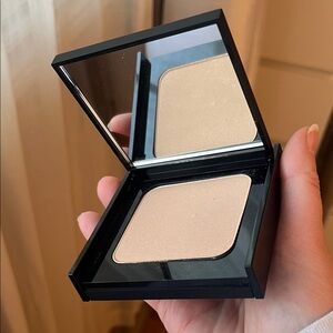 *NEW* Julep Glow Highlight powder